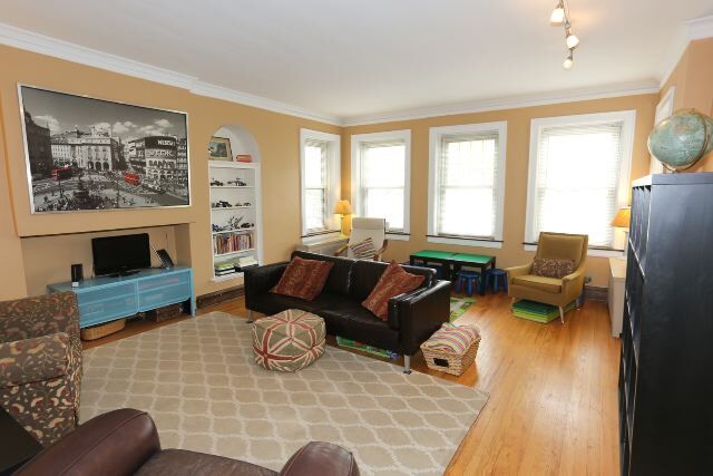 Building Photo - 5537 N Campbell Ave