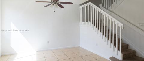 Building Photo - 1475 SE 24th Ct