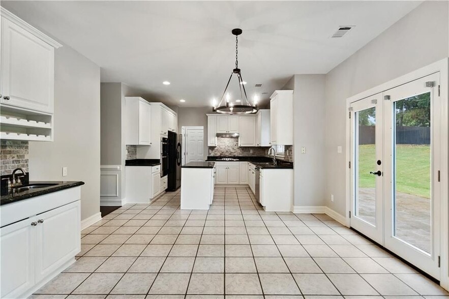 Building Photo - 2065 N Bethany Creek Dr