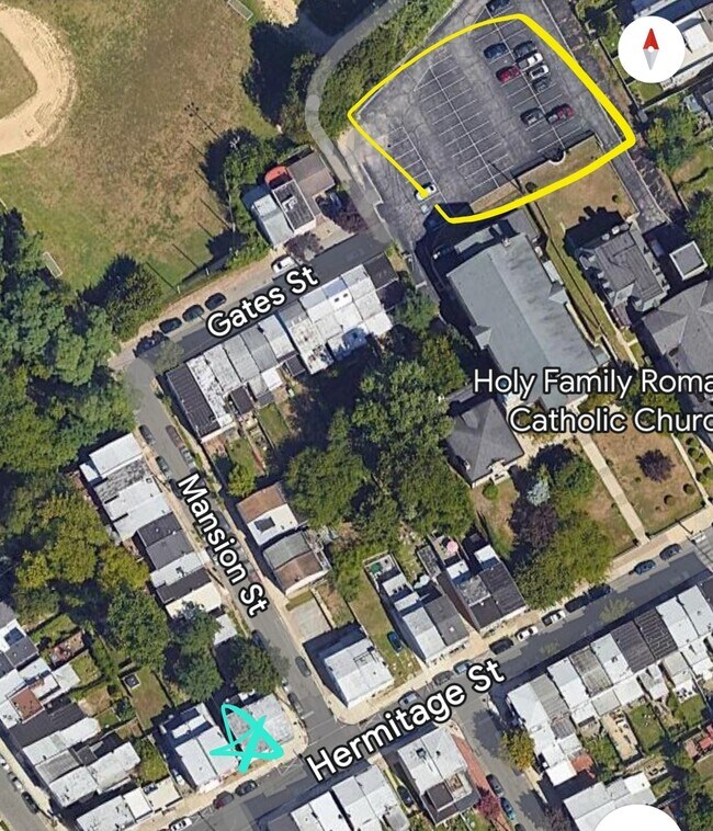 Building Photo - 214 Hermitage St