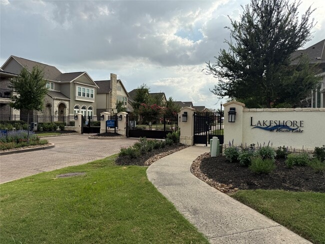 Building Photo - 18225 Crystal Knoll Dr