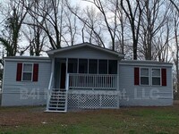 Building Photo - 355 Steele Dr