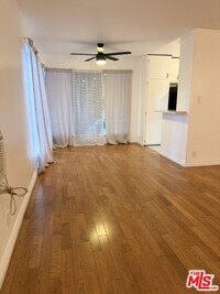 Building Photo - 6013 Carlton Way