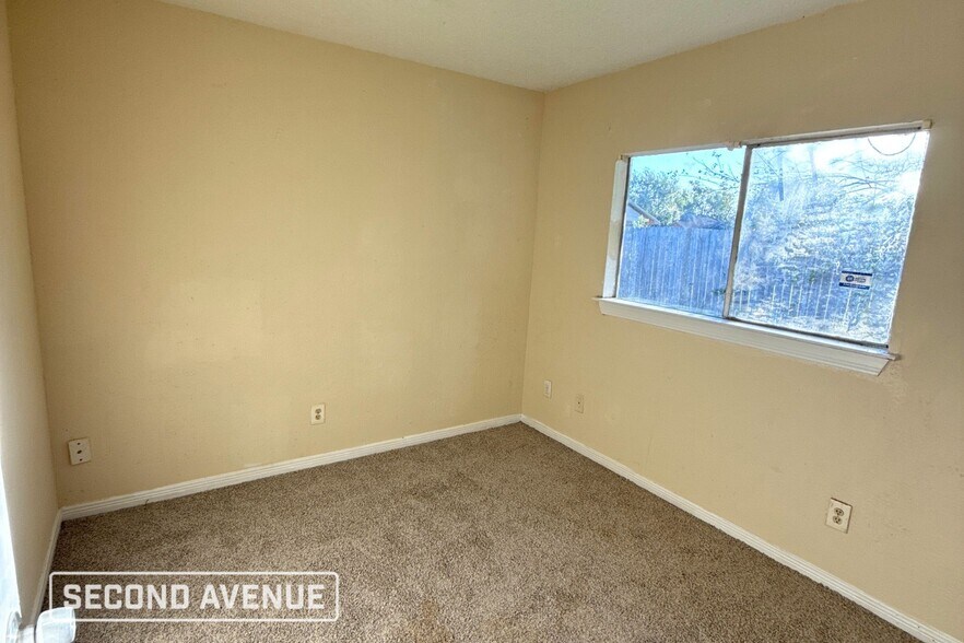 Building Photo - 11618 Roandale Dr