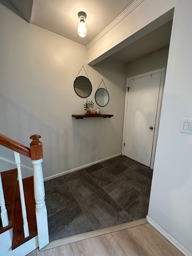 Building Photo - 48 Homestead Village Dr