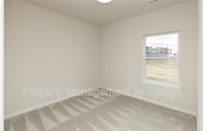Building Photo - 2326 Legacy Dr