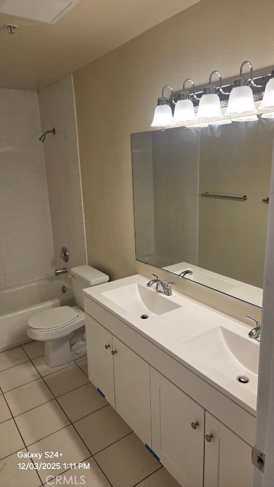 Building Photo - 10683 Walnut St