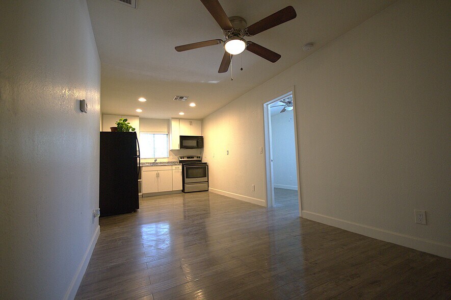 Living Room - 9632 N 10th Ave