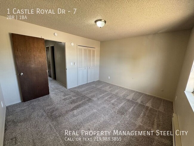 Building Photo - 1 Castle Royal Dr