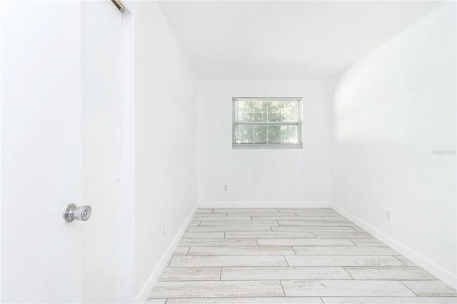 Building Photo - 5418 Newton Ave S