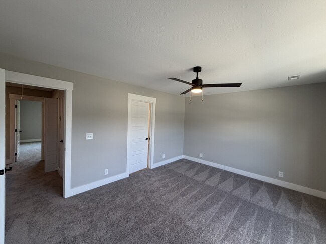 Building Photo - 504 Jonathan Wade Cir