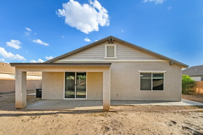 Building Photo - 3974 E Latham Way