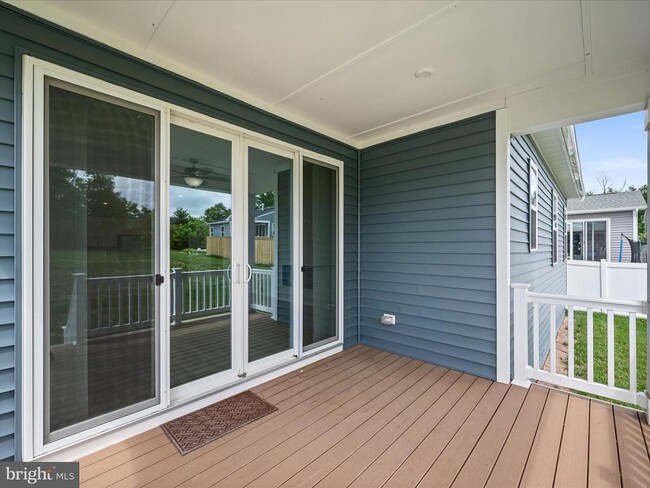 Building Photo - 107 Poe Dr