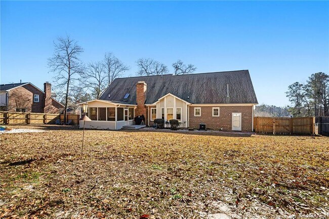 Building Photo - 2482 Celtic Dr
