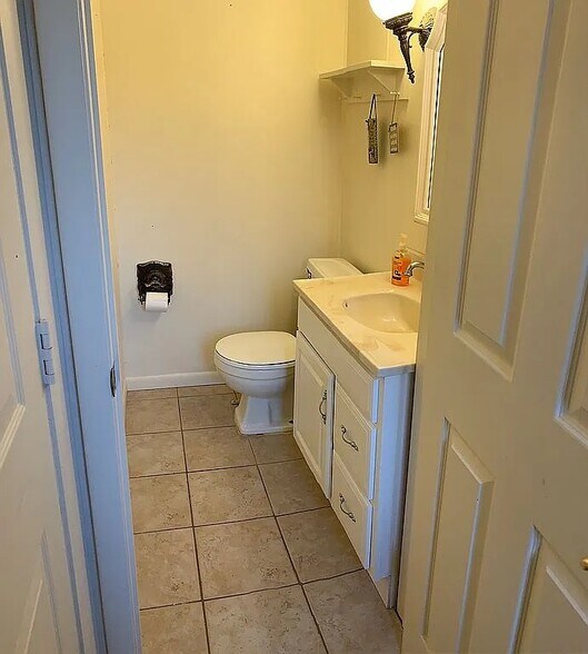 Building Photo - 114 Hillcrest Acres