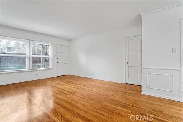 Building Photo - 10620 Holman Ave