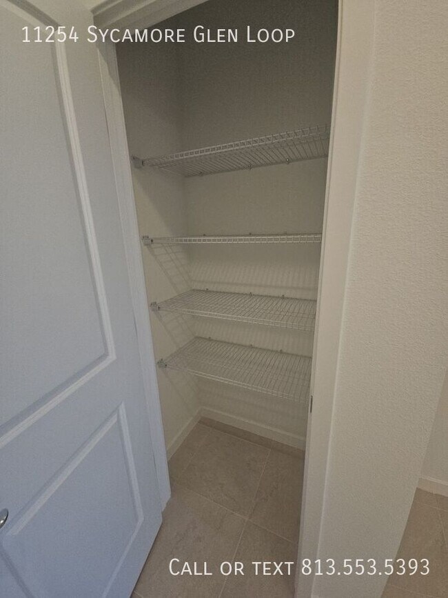 Building Photo - 11254 Sycamore Glen Loop