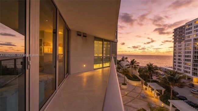 Building Photo - 3101 S Ocean Dr