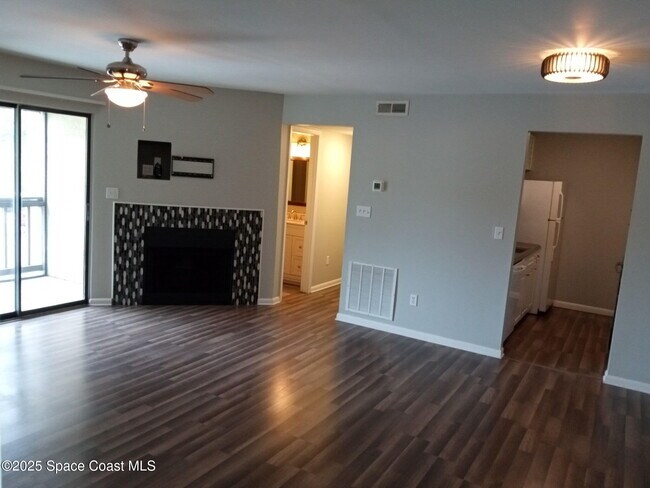 Building Photo - 3580 Sable Palm Ln