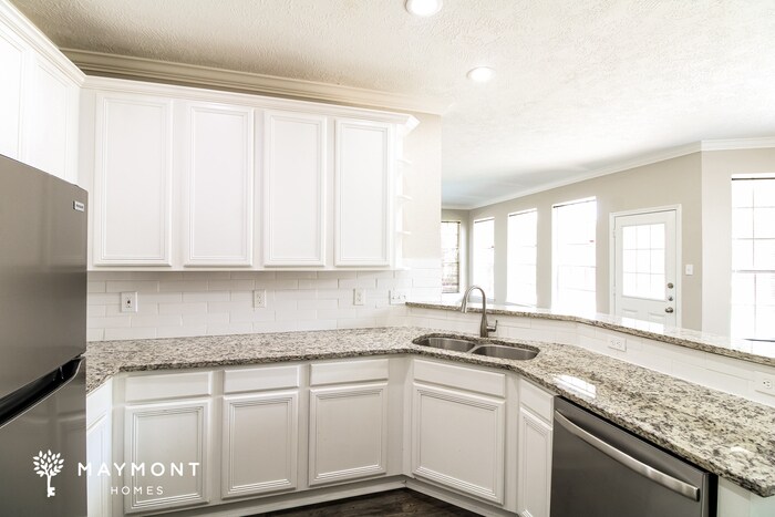 Building Photo - 18534 Polo Meadow Dr
