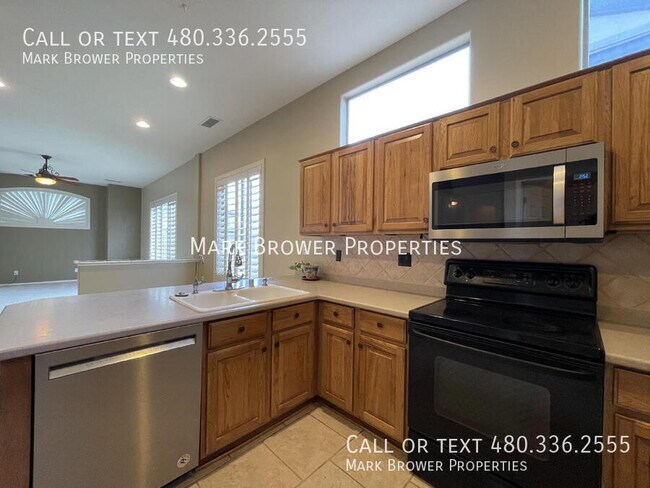 Building Photo - 17453 W Rock Ledge Rd
