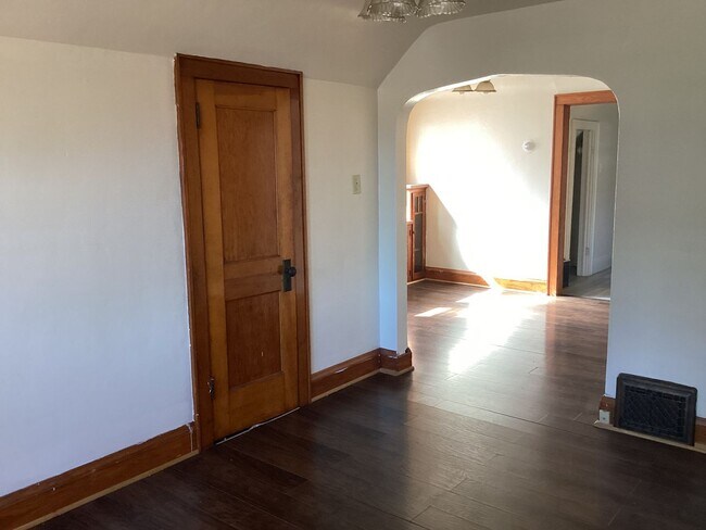 Building Photo - 2737 N 55th St