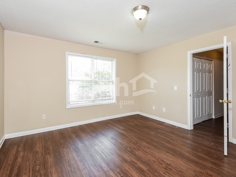 Building Photo - 3362 Hannah Ct