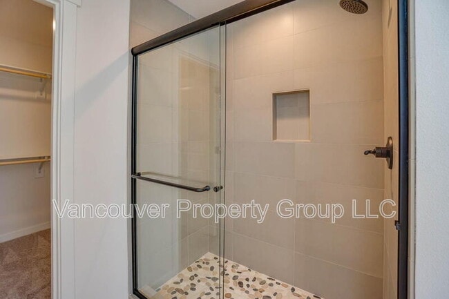 Building Photo - 1605 NE 180th Ave