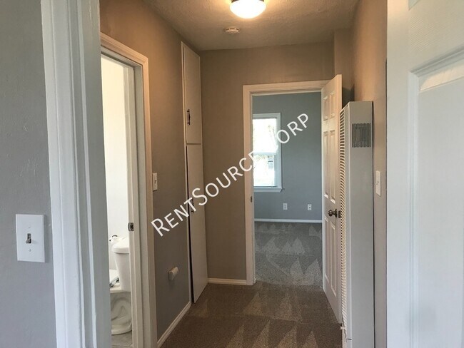 Building Photo - 44644 20th St W