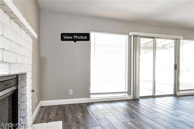 Building Photo - 741 Round Table Dr