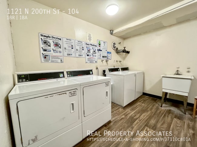 Building Photo - 1121 N 200th St