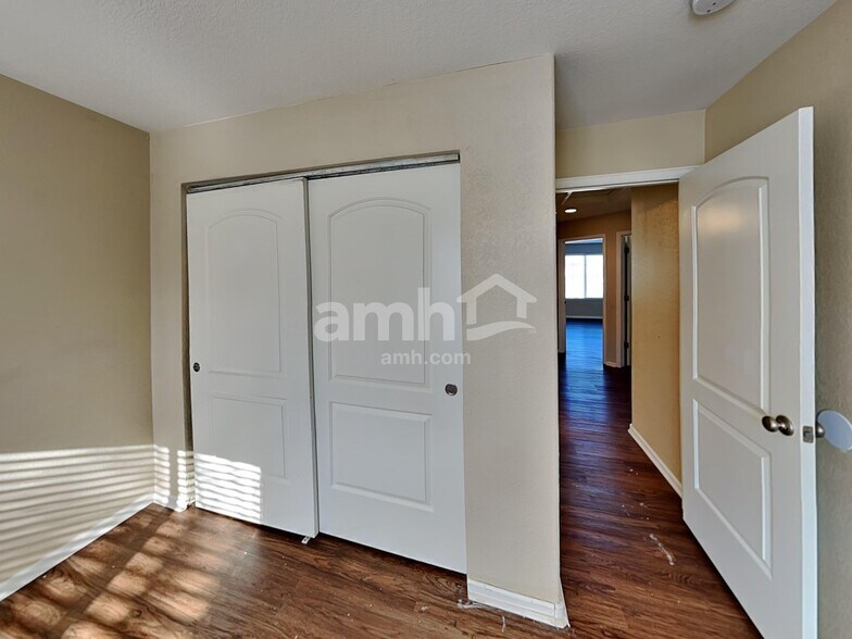 Building Photo - 1463 S Haleyville Cir