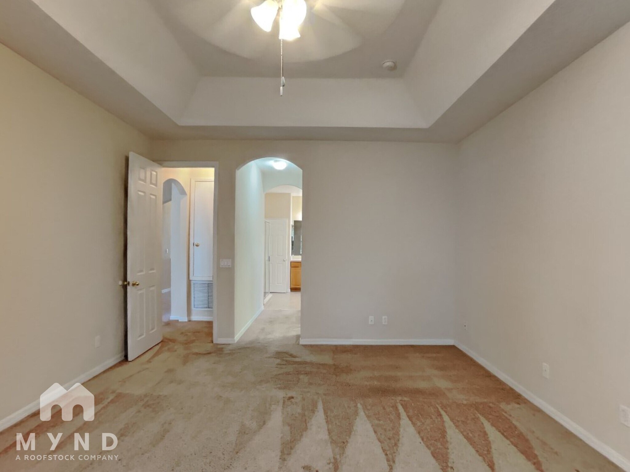 Building Photo - 927 Meadow Glade Dr