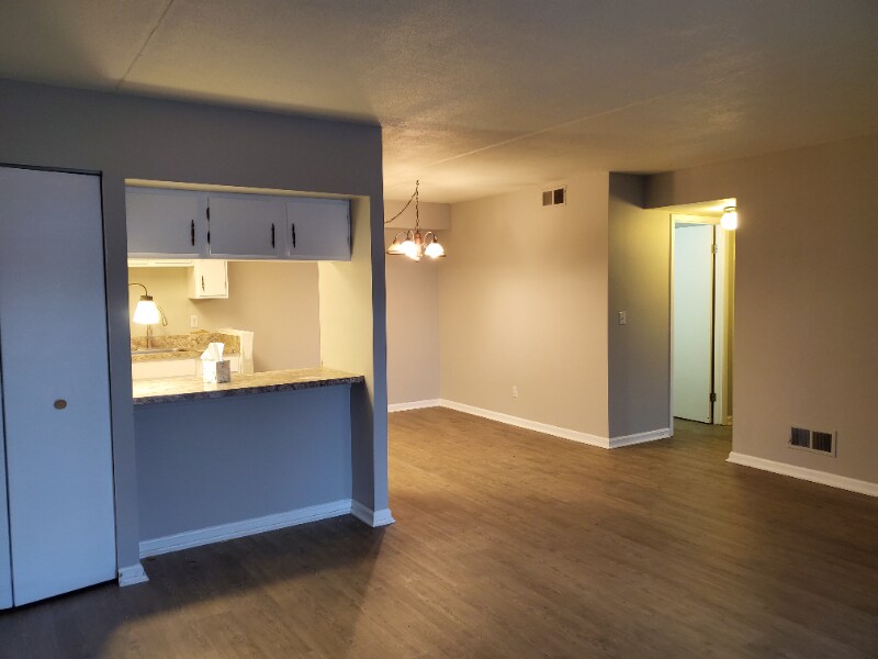 Building Photo - 1263 Lost Nation Rd