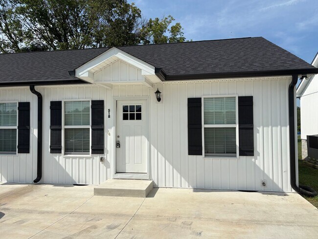Building Photo - 518 W Taylor St
