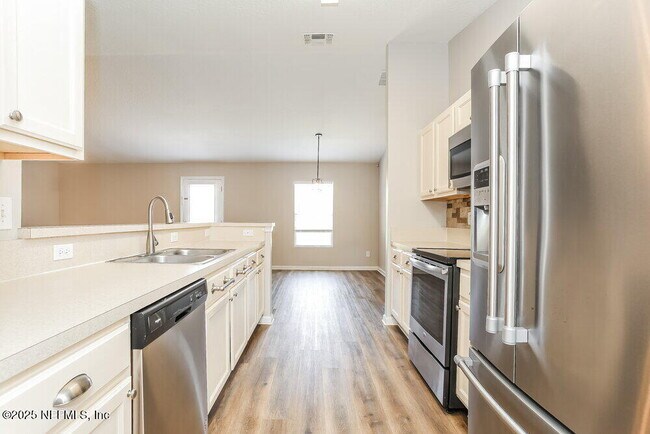 Building Photo - 2861 Taylor Hill Dr