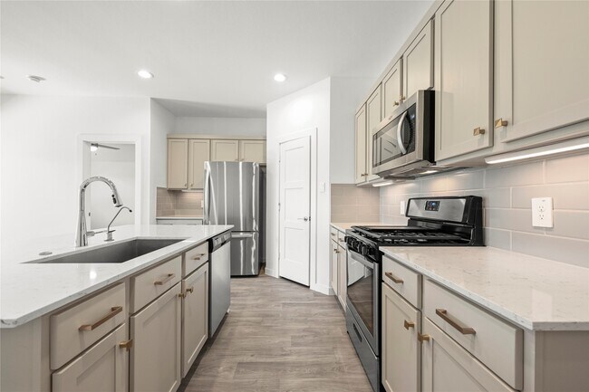 Building Photo - 14254 Black Cyn Ln