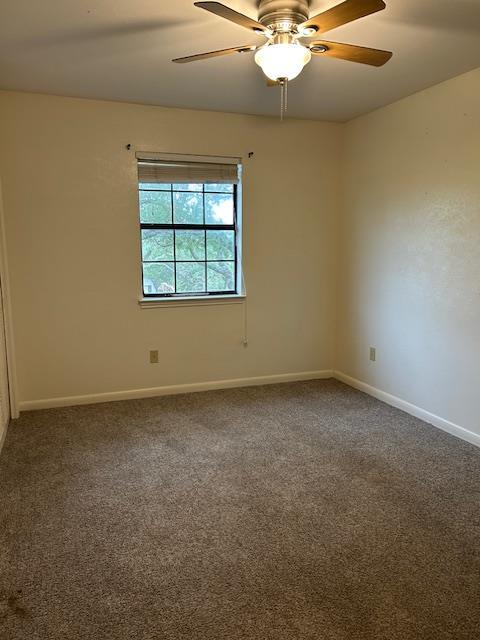 Building Photo - 260 Hilltop Dr