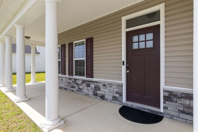 Building Photo - 5BR Home in Stones Landing at Onslow Bay