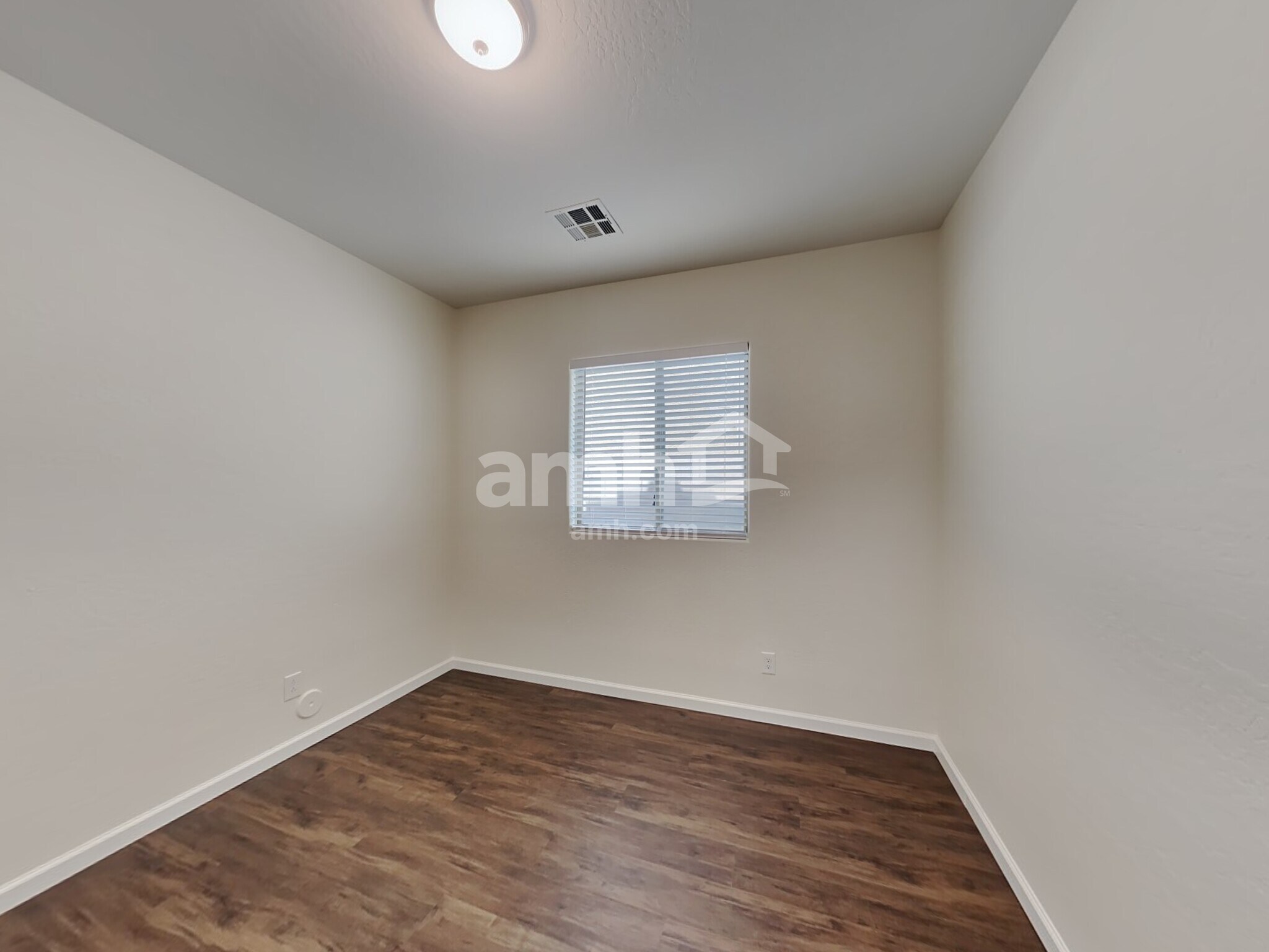 Building Photo - 14847 W Windrose Dr