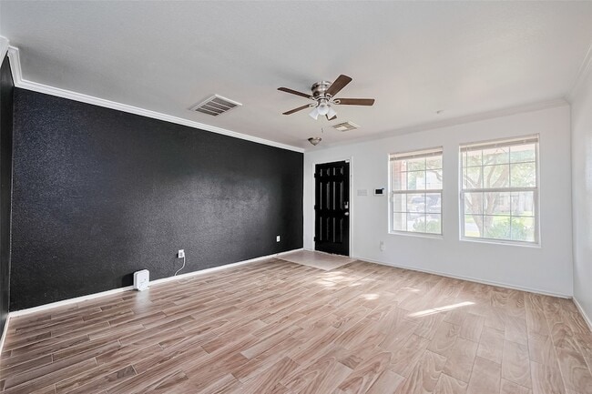 Building Photo - 508 Birch Cluster Ct