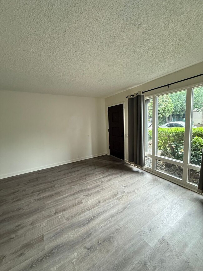 Building Photo - 615 Rancheria Dr