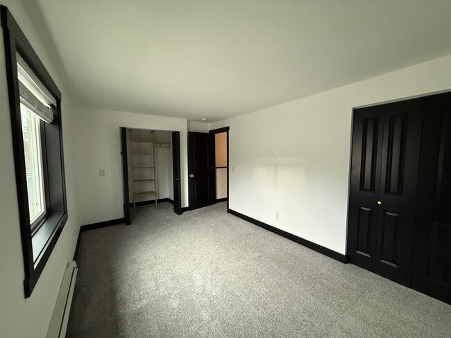 Building Photo - 15827 Leary Wy