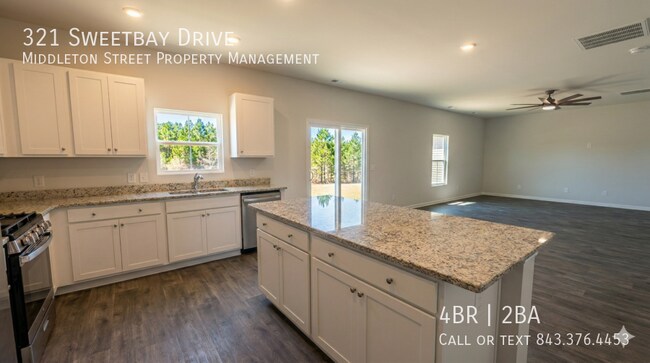 Building Photo - 321 Sweetbay Dr