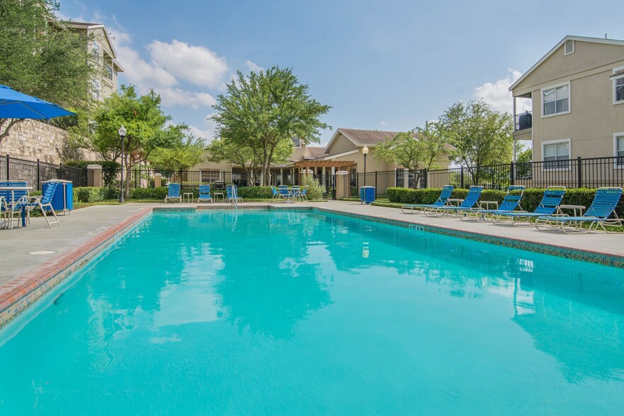 Saddle Ridge - San Antonio, TX | Apartment Finder