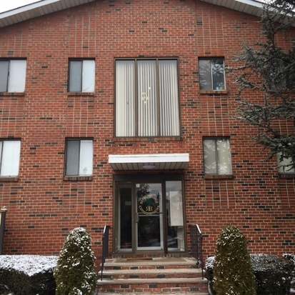 Building Photo - 218 Broad St