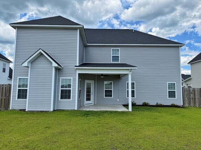 Building Photo - 734 Hope Dexter Dr