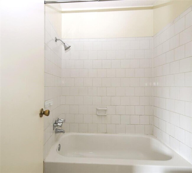 Building Photo - 15509 Aldine Westfield Rd