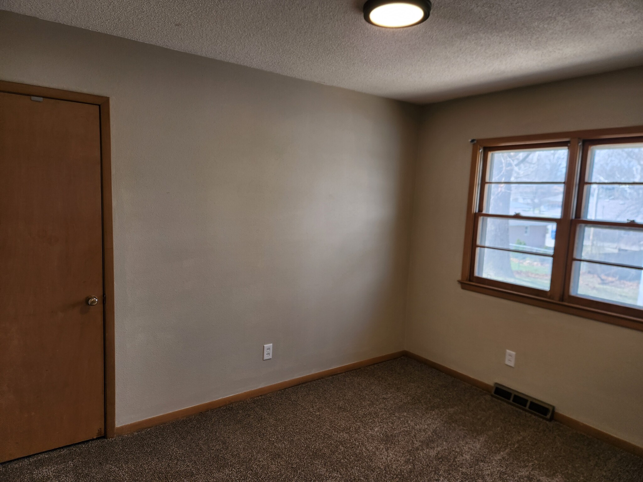 Bedroom 3 - 4044 52nd St