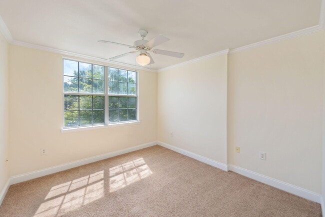 Building Photo - 535 Wingspan Way